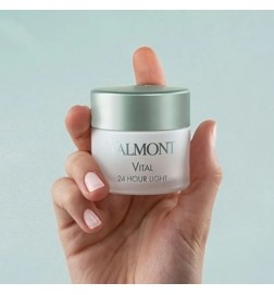 Mini Luxuries - Vital 24 Hour Light 15 ml - Cosmetics Valmont